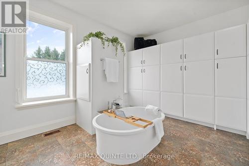 1460 County Road 3, Prince Edward County, ON - Indoor Photo Showing Bathroom