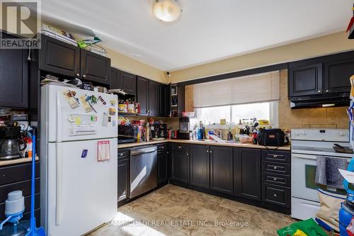 619 Grey St, Brantford, ON - Indoor Photo Showing Kitchen
