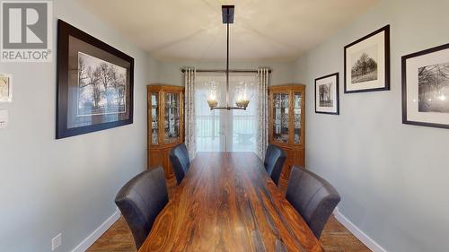 4945 Gloinnzun Drive, 108 Mile Ranch, BC - Indoor Photo Showing Dining Room