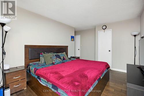 1202 - 200 Robert Speck Parkway, Mississauga, ON - Indoor Photo Showing Bedroom