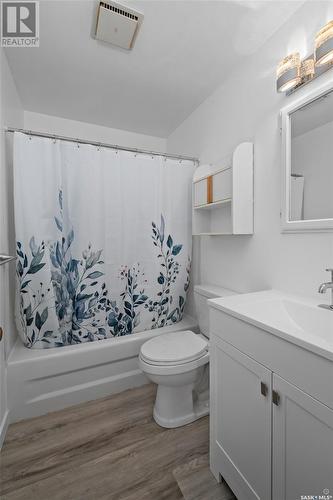 248 19Th Street E, Prince Albert, SK - Indoor Photo Showing Bathroom