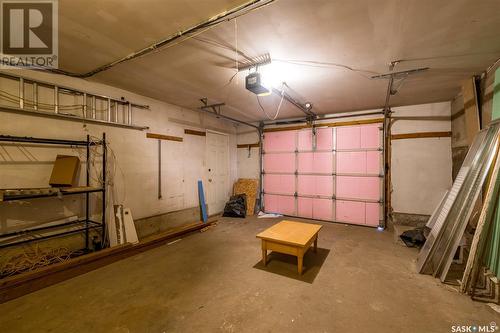 248 19Th Street E, Prince Albert, SK - Indoor Photo Showing Garage