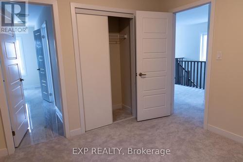16 Buttercream Avenue, Thorold, ON - Indoor Photo Showing Other Room