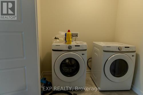 16 Buttercream Ave, Thorold, ON - Indoor Photo Showing Laundry Room