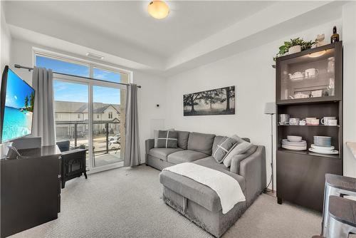101 Shoreview Place|Unit #217, Stoney Creek, ON - Indoor Photo Showing Living Room