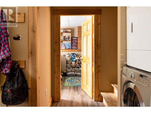 310 Grandview Bench Road, Grindrod, BC - Indoor Photo Showing Laundry Room