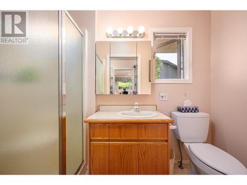 7444 Old Stamp Mill Road, Vernon, BC - Indoor Photo Showing Bathroom