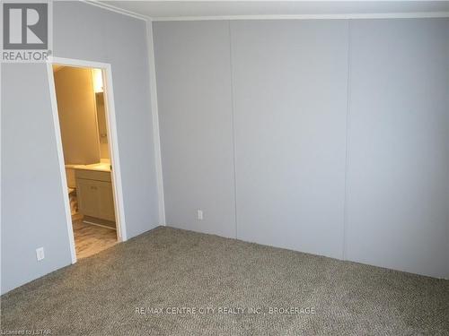 #128 -198 Springbank Dr, London, ON - Indoor Photo Showing Other Room