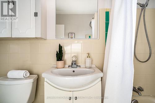 505 - 9 Grant Boulevard, Hamilton, ON - Indoor Photo Showing Bathroom