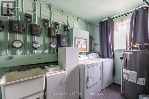 18 Lyndsay St, Brantford, ON - Indoor Photo Showing Laundry Room