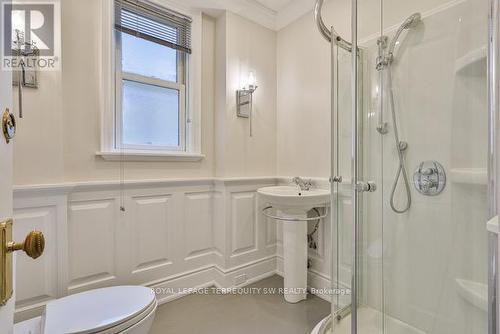 145 Macpherson Ave, Toronto, ON - Indoor Photo Showing Bathroom
