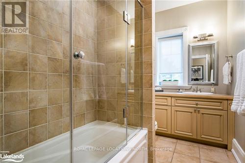 4 Evergreen Road, Collingwood, ON - Indoor Photo Showing Bathroom