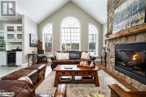 4 Evergreen Road, Collingwood, ON - Indoor Photo Showing Living Room With Fireplace