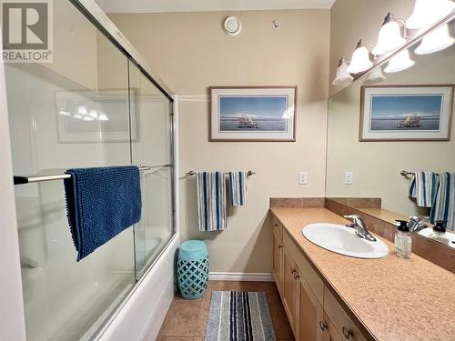 1118 Riverside Avenue Unit# B304, Sicamous, BC - Indoor Photo Showing Bathroom