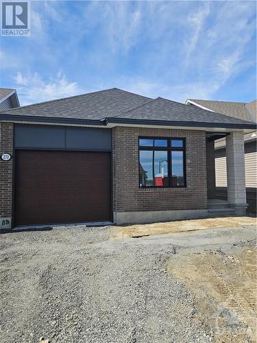 2+1 bedroom, 2.5 bath, with finished basement available for 30-60 day delivery - 270 Maygrass Way, Ottawa, ON - Outdoor
