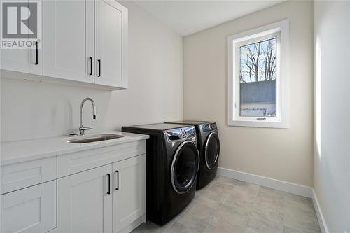 Lot 11 Harris Point Drive, Plympton-Wyoming, ON - Indoor Photo Showing Laundry Room