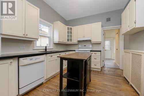 15629 Mclaughlin Road, Caledon, ON - Indoor Photo Showing Kitchen