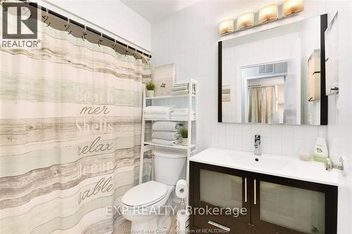 #5D -540 Ouellette Ave, Windsor, ON - Indoor Photo Showing Bathroom