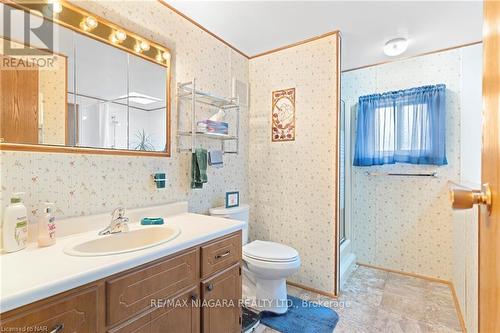 #65 -2175 Mewburn Rd, Niagara Falls, ON - Indoor Photo Showing Bathroom