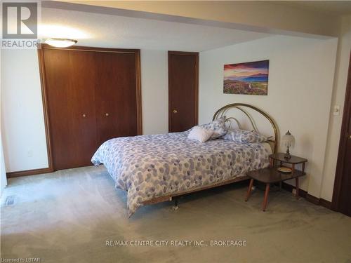 #121 -198 Springbank Dr, London, ON - Indoor Photo Showing Bedroom