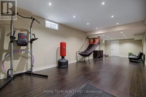 119 Cambridge Crescent, Richmond Hill, ON - Indoor Photo Showing Gym Room