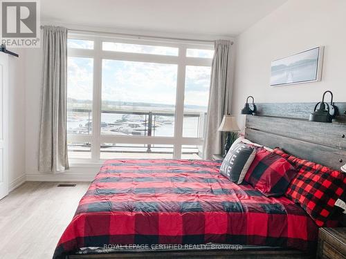 80 Marina Village Drive, Georgian Bay, ON - Indoor Photo Showing Bedroom