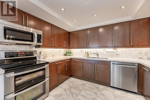 #1905 -2170 Marine Dr, Oakville, ON - Indoor Photo Showing Kitchen With Double Sink