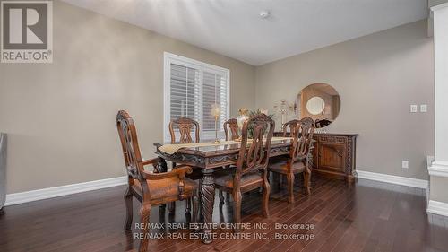 76 Blossomfield Cres, Cambridge, ON - Indoor Photo Showing Dining Room
