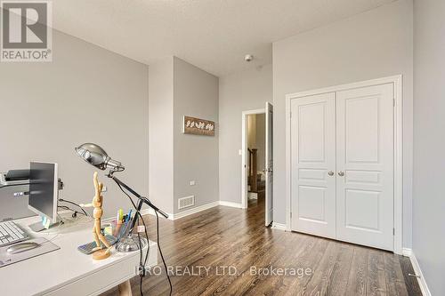 7 Burcombe Cross, Guelph, ON - Indoor Photo Showing Other Room