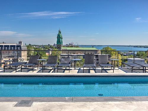 Pool - 431-2180 Rue Ste-Catherine E., Montréal (Ville-Marie), QC - Outdoor With In Ground Pool With View
