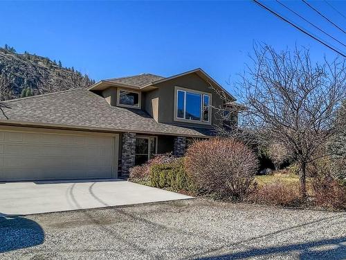 7342 Knight Road, Oliver, BC - Outdoor