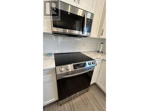 Lot 18 Forest Ridge Road, 100 Mile House, BC - Indoor Photo Showing Kitchen