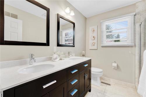 41 Christie Drive, Brampton, ON - Indoor Photo Showing Bathroom