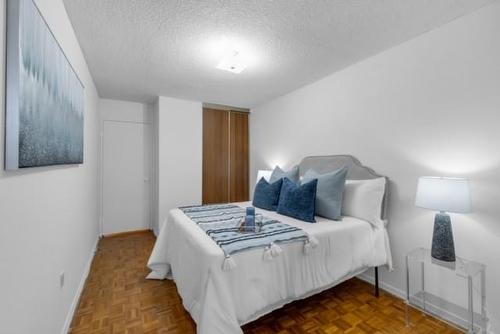 40 Panorama Court|Unit #1207, Toronto, ON - Indoor Photo Showing Bedroom
