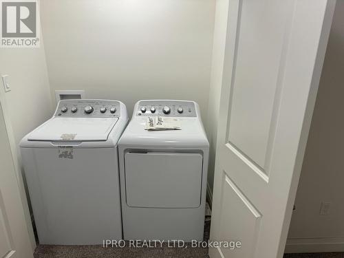 1021 Upperpoint Avenue, London, ON - Indoor Photo Showing Laundry Room