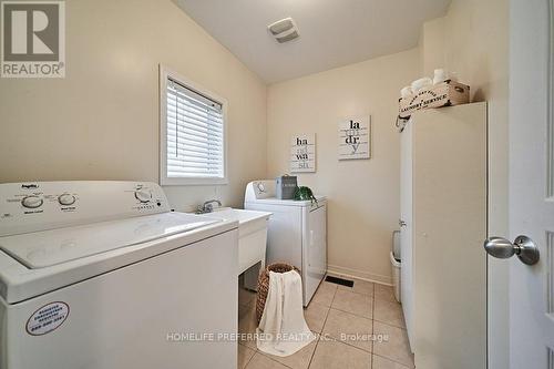 1243 Meath Drive, Oshawa, ON - Indoor Photo Showing Laundry Room
