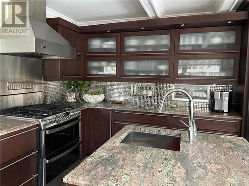 1744 Windle Drive, Sudbury, ON - Indoor Photo Showing Kitchen With Upgraded Kitchen