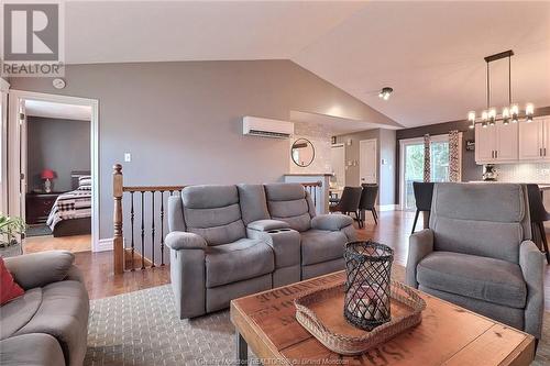 45 Larsen Lane, Salisbury, NB - Indoor Photo Showing Living Room
