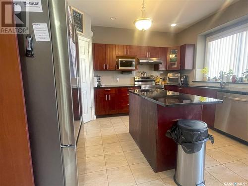 205 Lonsdale Street, Maple Creek, SK - Indoor Photo Showing Kitchen