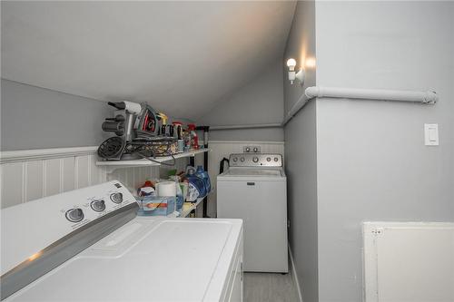 20 Abigail Avenue, Brantford, ON - Indoor Photo Showing Laundry Room