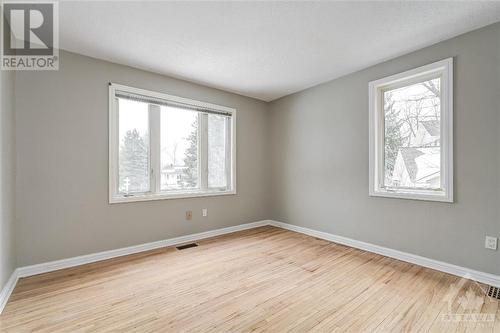 1434 Sunny Court, Greely, ON - Indoor Photo Showing Other Room
