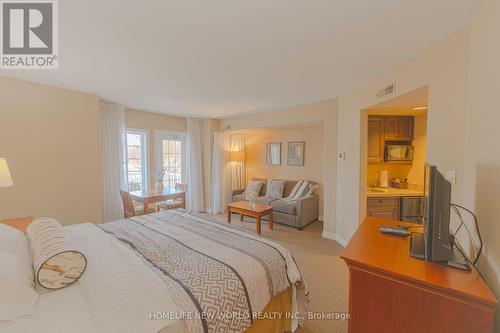 #2074/75 -90 Highland Dr, Oro-Medonte, ON - Indoor Photo Showing Bedroom