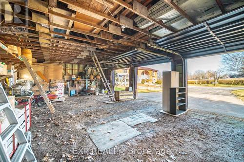 1243 Highway 5 W, Hamilton, ON - Indoor Photo Showing Basement