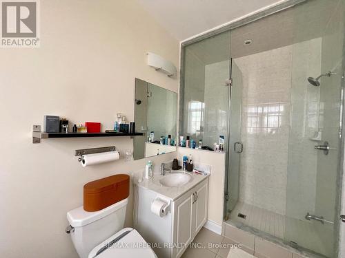 36 Carrville Woods Circle, Vaughan, ON - Indoor Photo Showing Bathroom