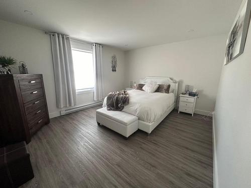 Master bedroom - 59 Rue Beaudry, Rouyn-Noranda, QC - Indoor Photo Showing Bedroom
