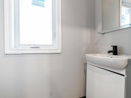 Salle d'eau - 4165 Rue Orchard, Longueuil (Saint-Hubert), QC - Indoor Photo Showing Bathroom