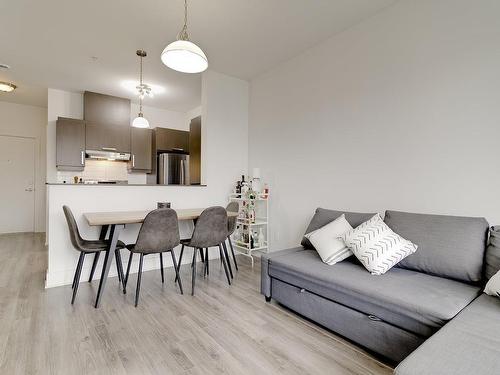 Living room - 306-5960 Rue De La Tourbière, Longueuil (Saint-Hubert), QC - Indoor