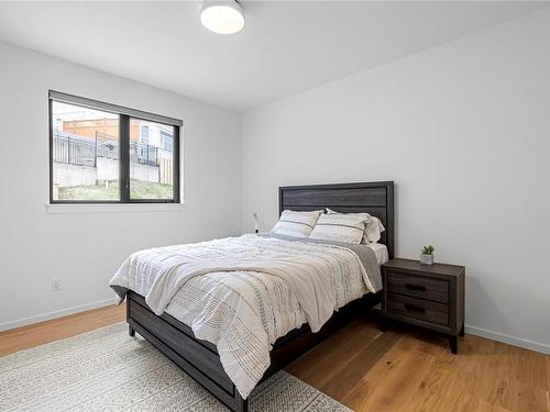 5209 Norton Rd, Nanaimo, BC - Indoor Photo Showing Bedroom