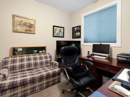 9918 Victoria Rd, Chemainus, BC - Indoor Photo Showing Office