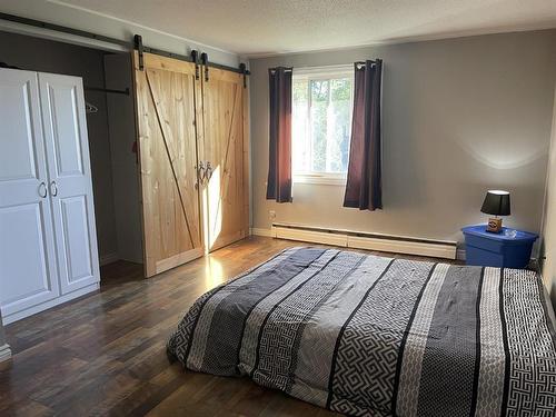 8 Partridge Avenue, Manitouwadge, ON - Indoor Photo Showing Bedroom